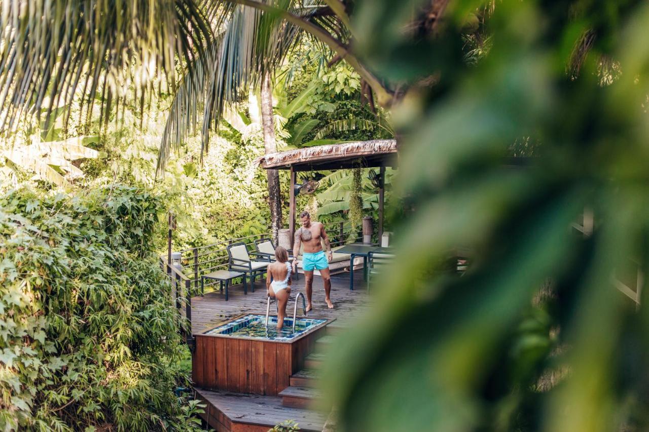 Santosa Detox Retreat Hotell Phuket Exteriör bild