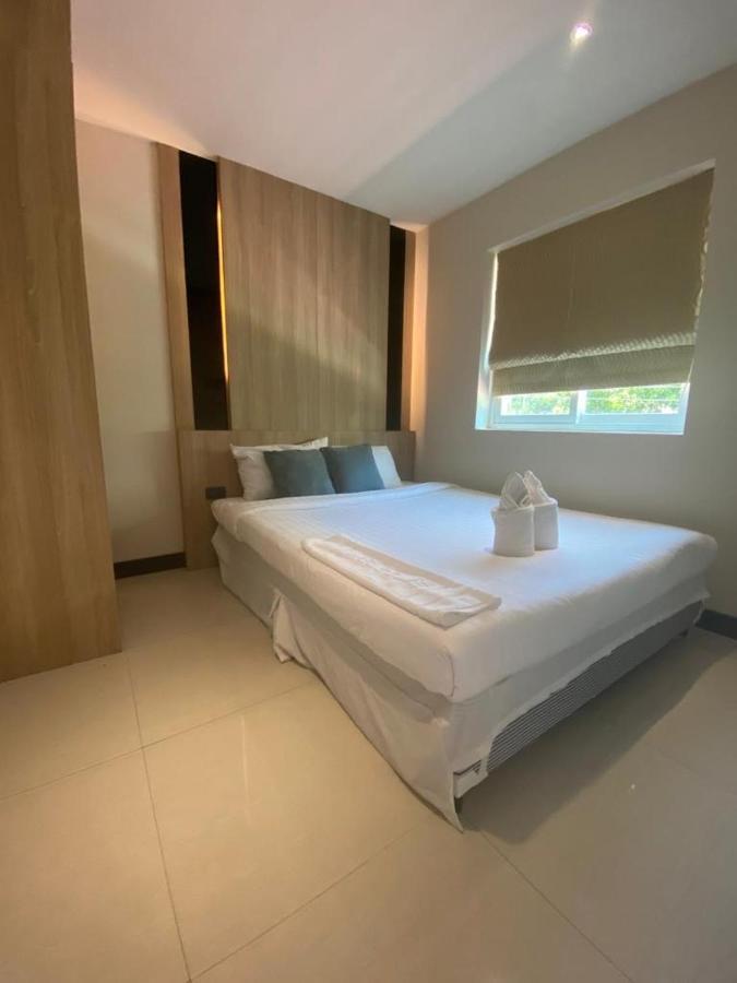 Santosa Detox Retreat Hotell Phuket Exteriör bild